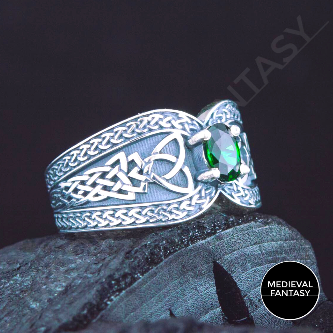 Bague Médiévale Argentée Avec Pierre Verte - Taille 54 (17.19mm) - Acier - Neuve Sans Boîte