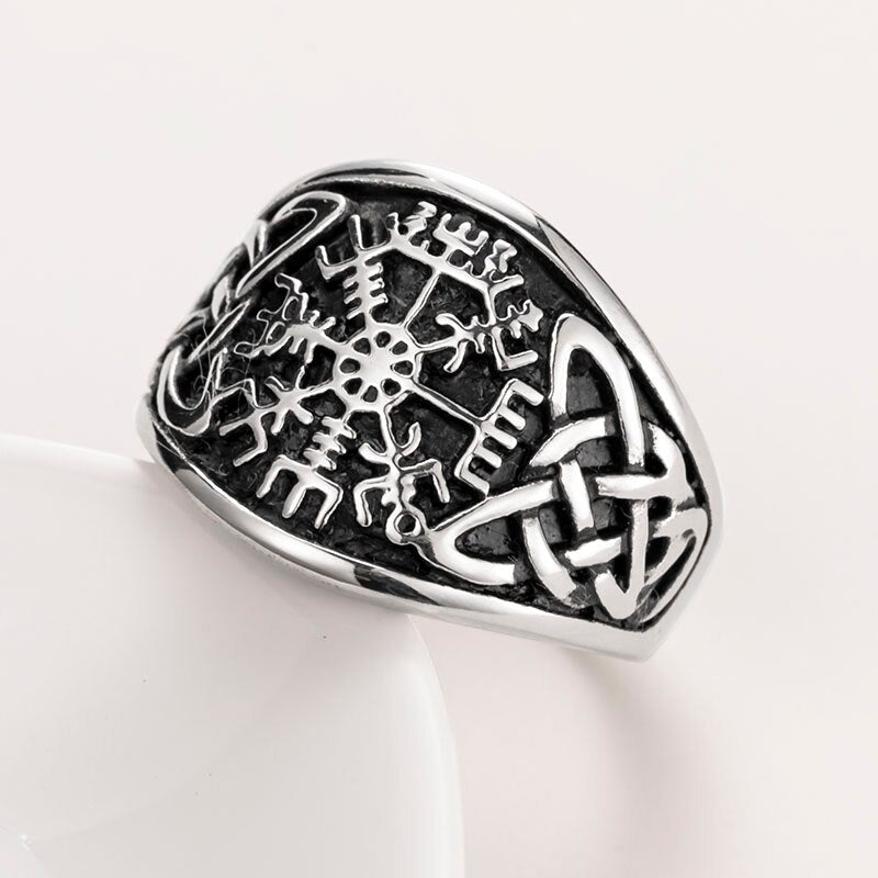 BAGUE VIKING <br> VEGVISIR FAIT MAIN EN ACIER INOXYDABLE - Medieval Fantasy